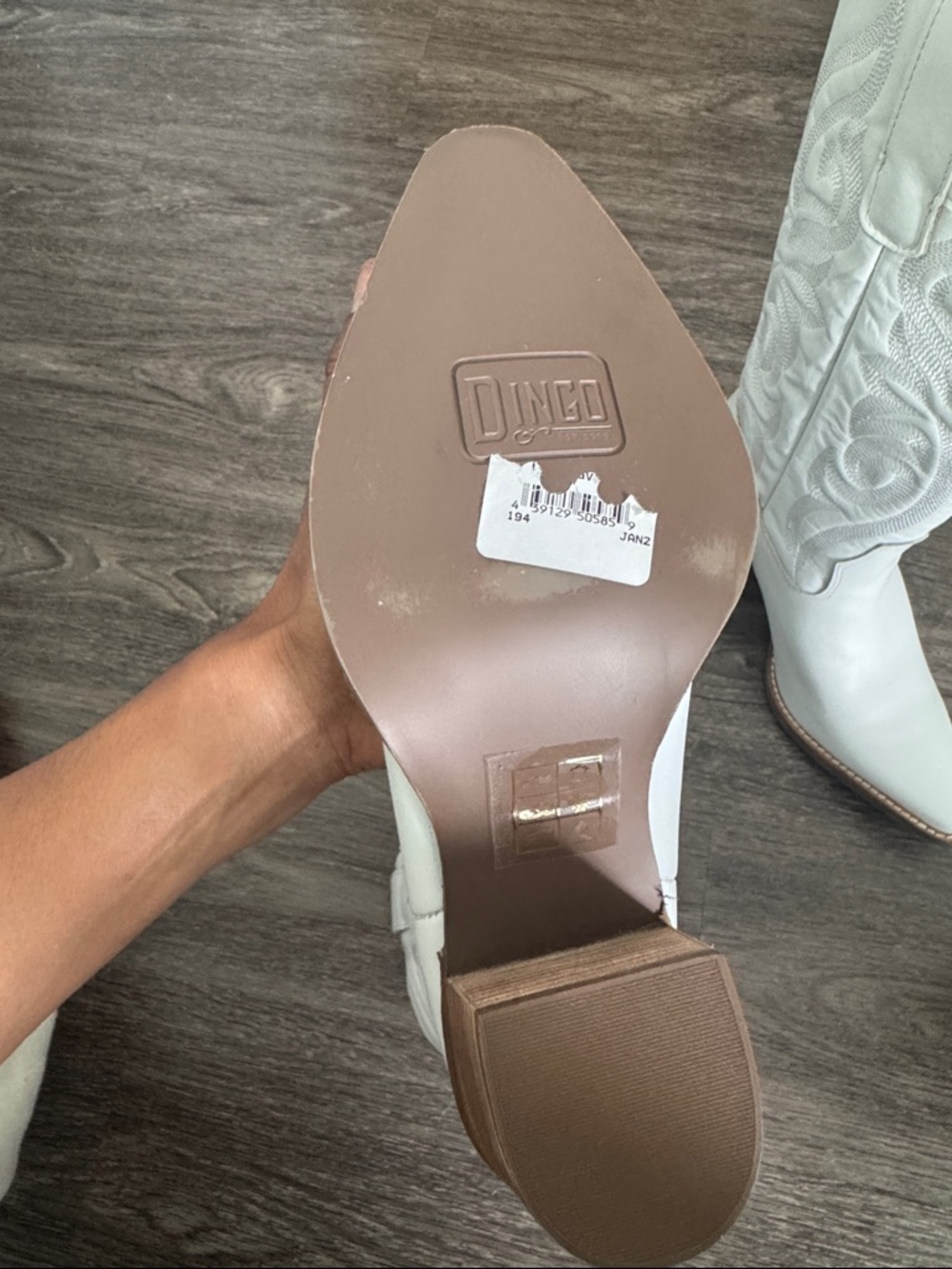 NWOB DINGO White Hensley Western Boot size 9M - Picture 14 of 14